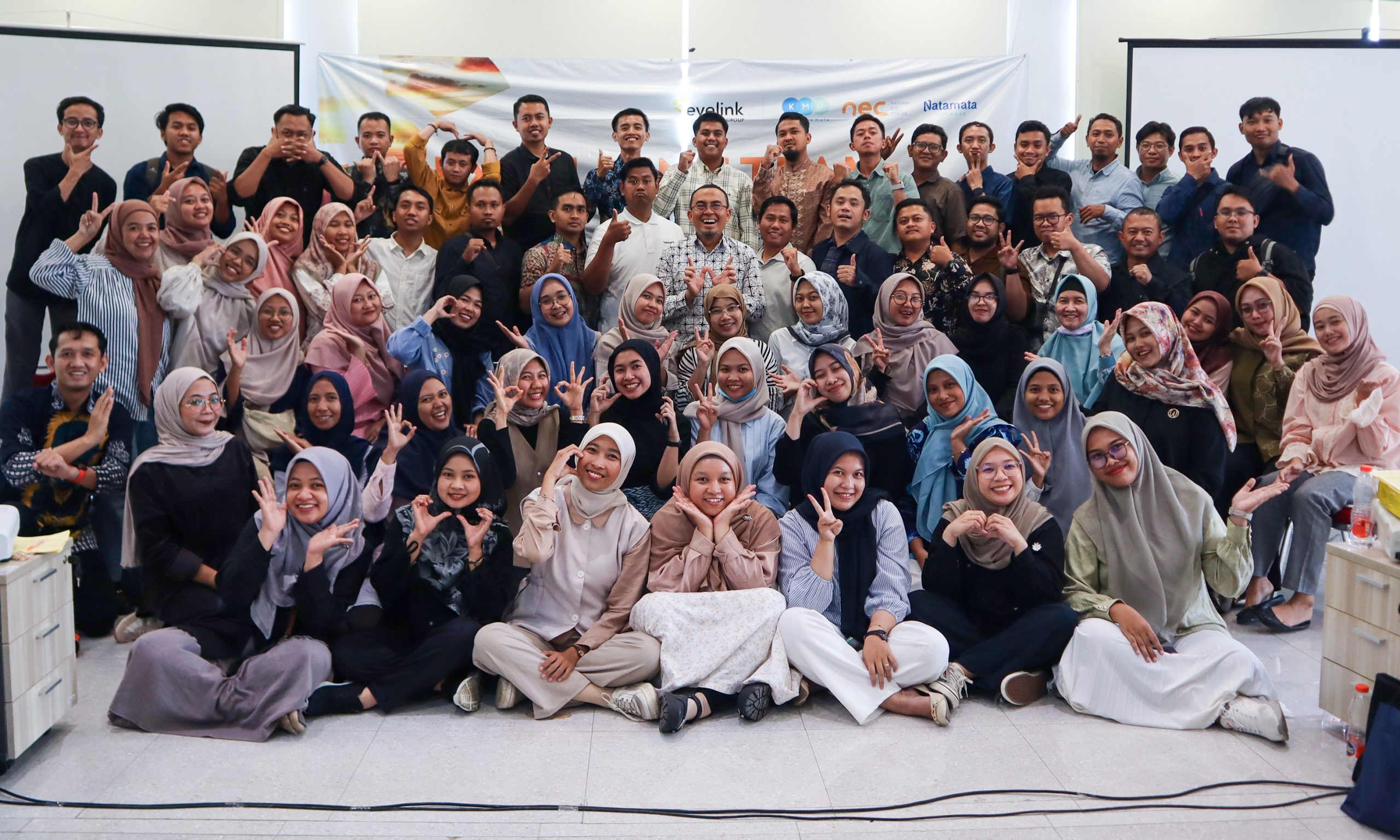 Optimalisasi Kinerja Tim: Eyelink Sukses Gelar Excellent Team Batch 4 